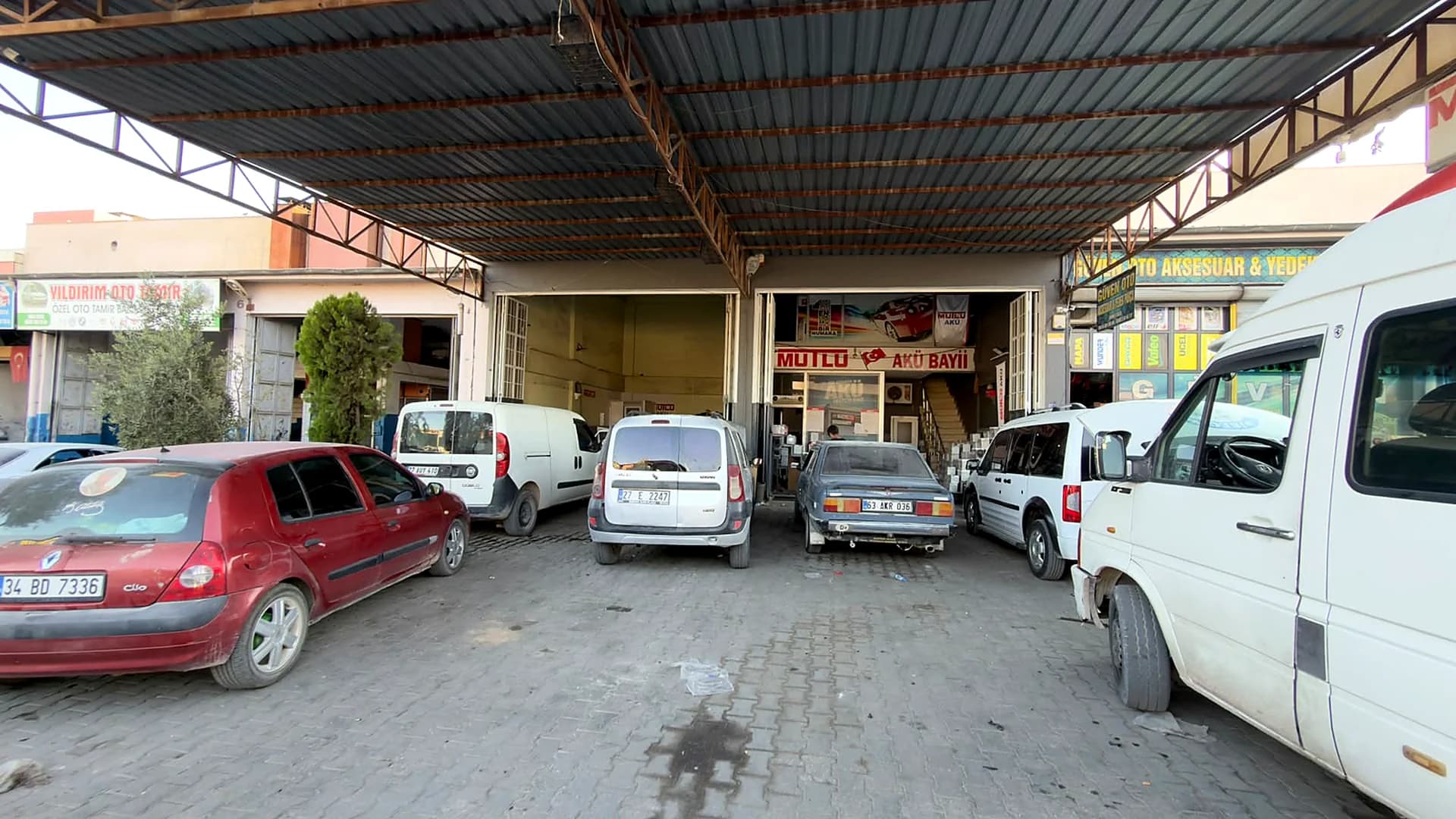Aslantaş Oto Elektrik Birecik dükkânı
